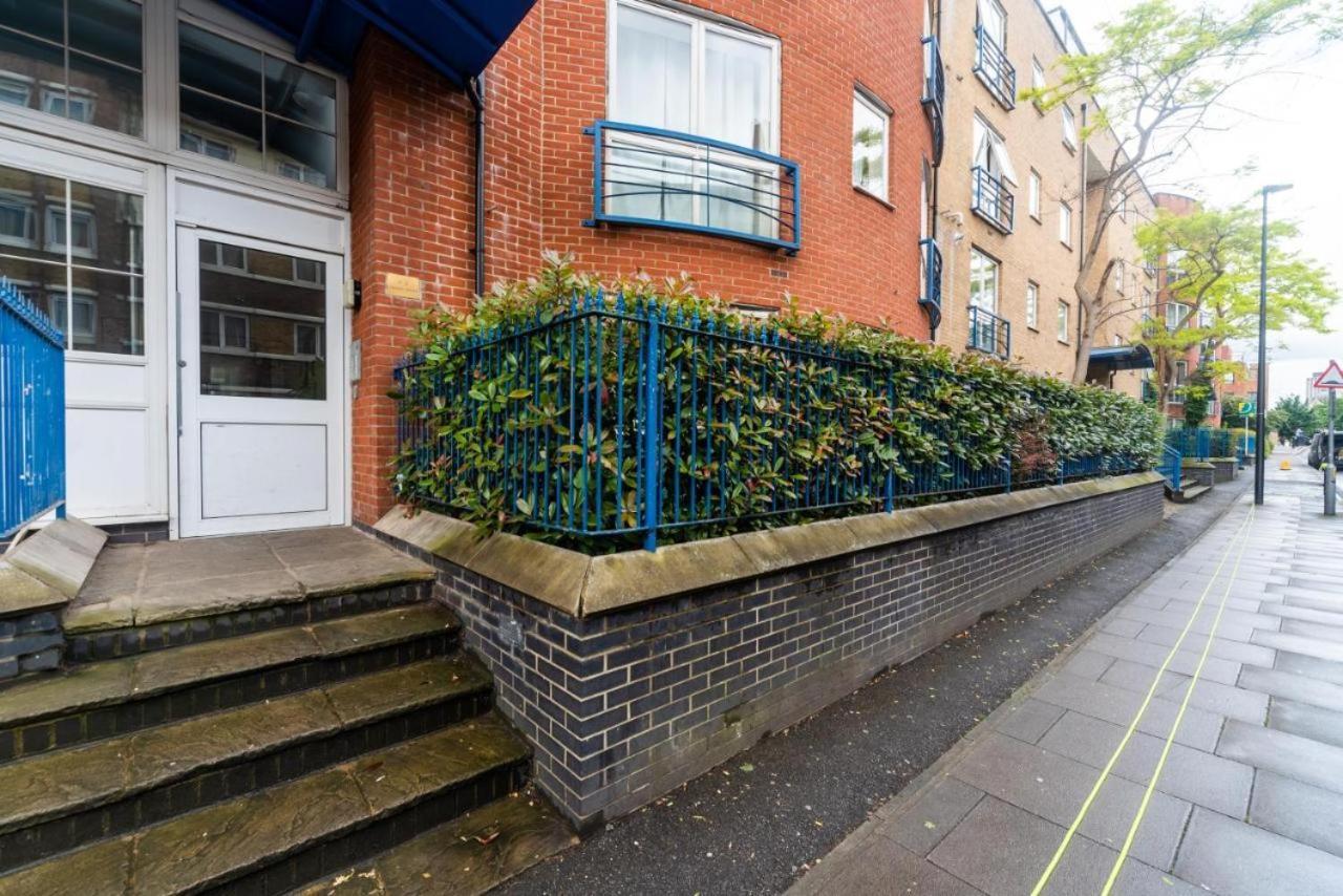 לונדון Lovely Penthouse Near Canary Wharf מראה חיצוני תמונה
